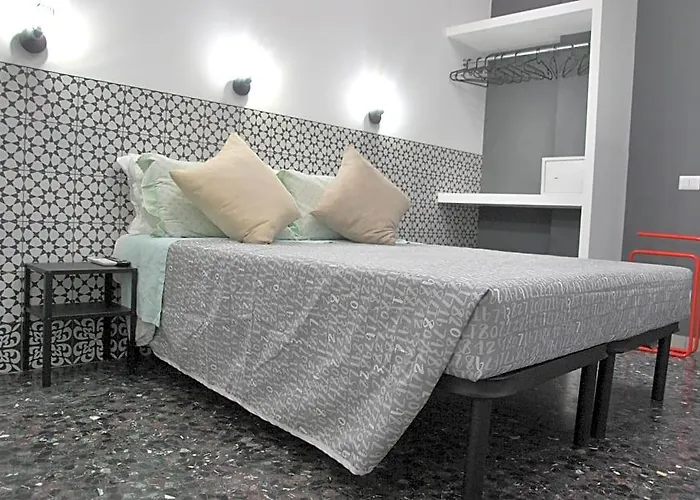 לינה וארוחת בוקר Benincasa 3*
